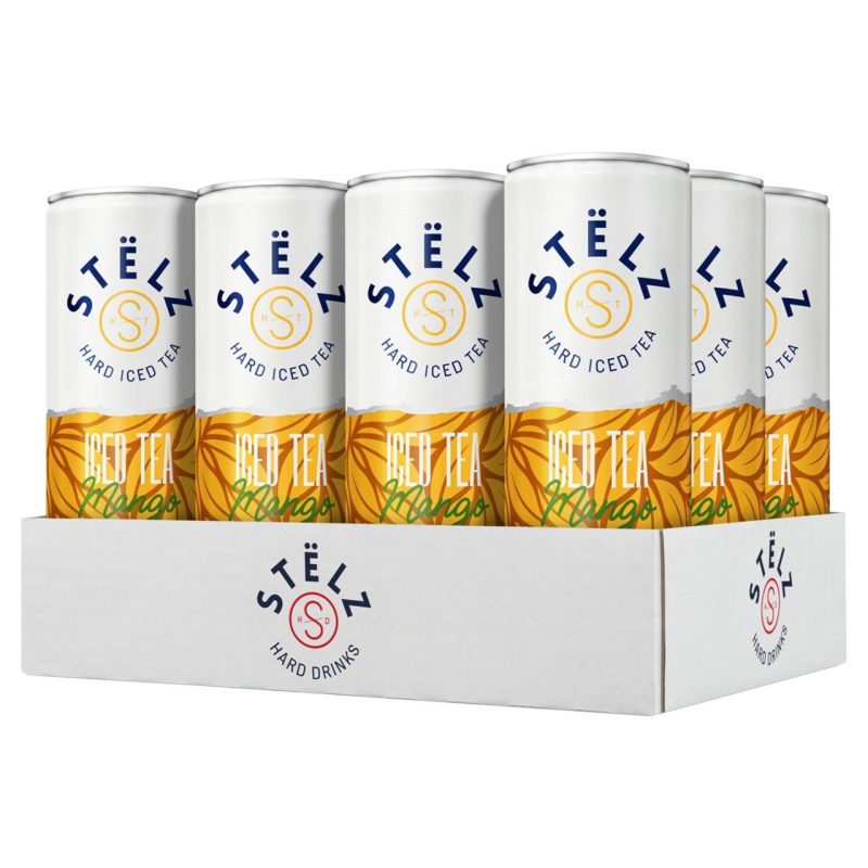 STËLZ hard seltzer en hard iced tea blikjes in verschillende smaken op een gekoelde bar